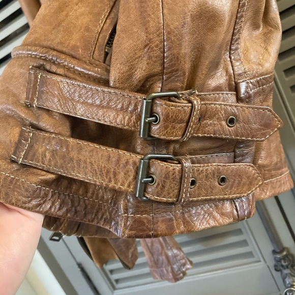 Belstaff Leather Stylish Bomber - Picture 5 of 10